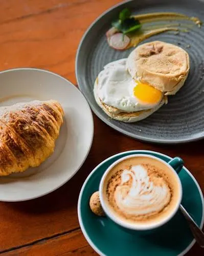 Combo Breakfast - Sweet Croissant + Cappuccino