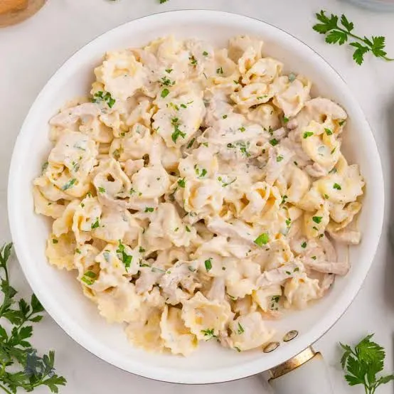 Cheese Tortellini Alfredo - Frozen